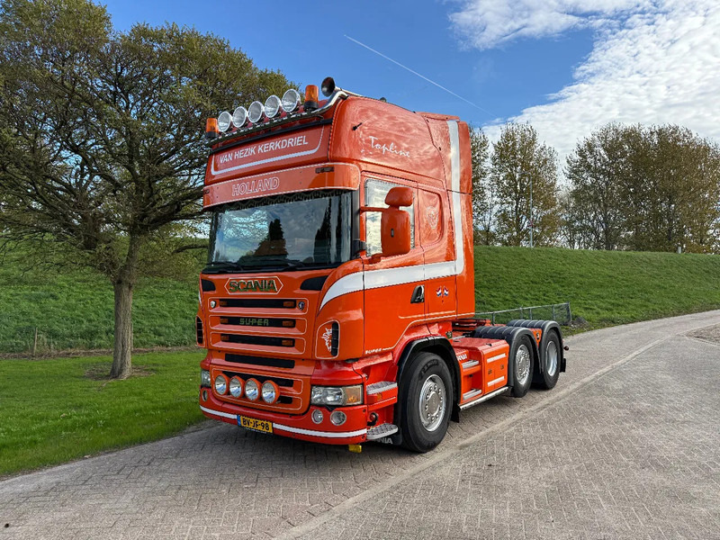 Scania R560 V8 Manual-Retarder-6x2 TOP NL TRUCK - Trekkvogn: bilde 1 Scania R560 V8 Manual-Retarder-6x2 TOP NL TRUCK - Trekkvogn: bilde 1