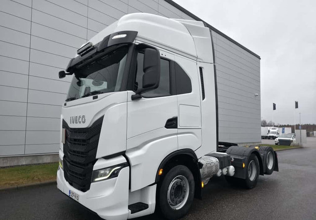 IvecoS-Way 480 6x2 Hieno! - Trekkvogn: bilde 1 IvecoS-Way 480 6x2 Hieno! - Trekkvogn: bilde 1