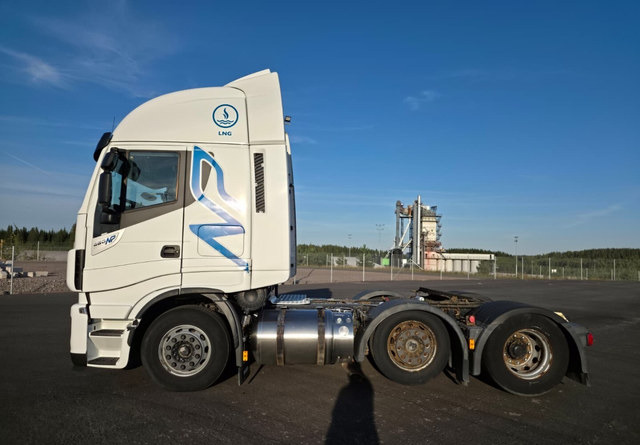 IvecoStralis 460 6x2 LNG/LBG - Trekkvogn: bilde 2 IvecoStralis 460 6x2 LNG/LBG - Trekkvogn: bilde 2