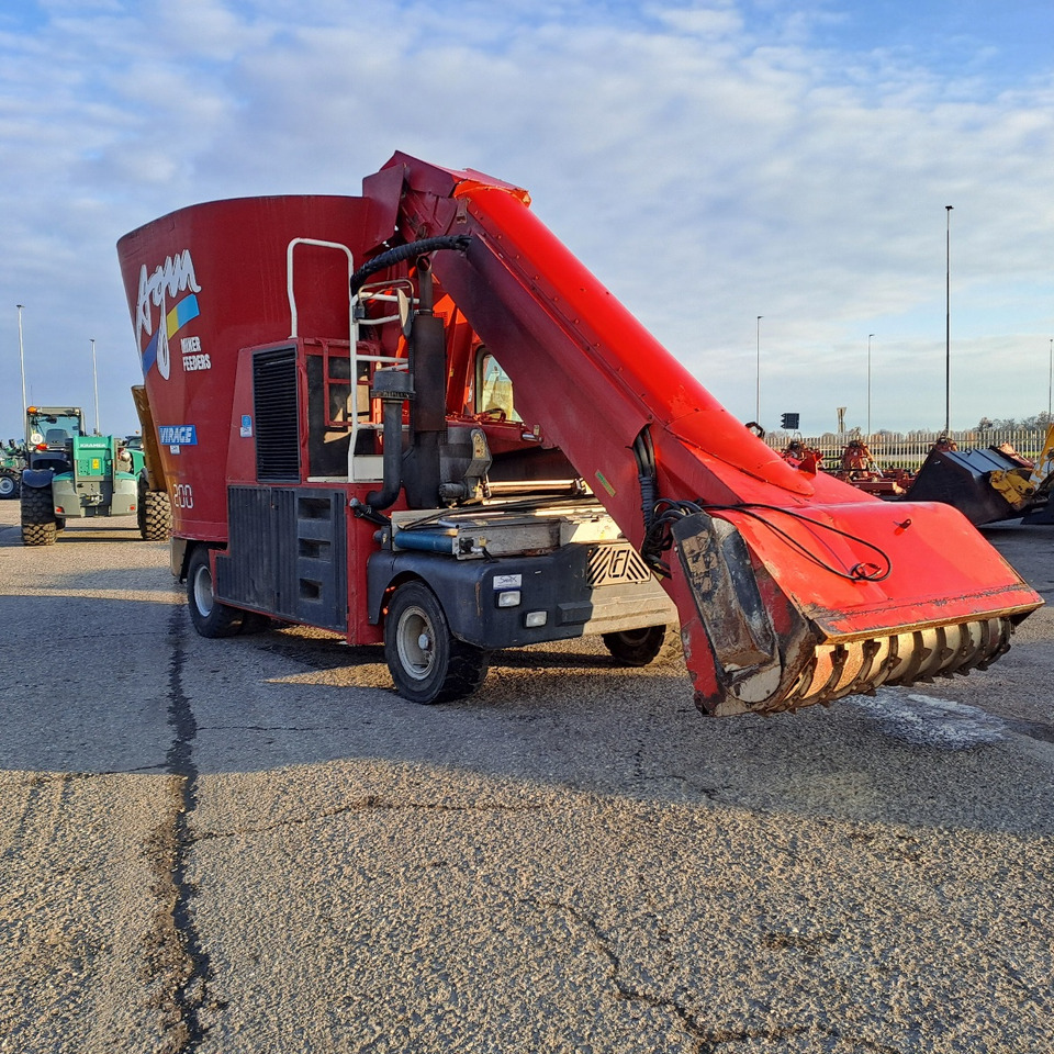 CARRO MISCELATORE SEMOVENTE AGM MIRAGE 200 - Fullfôrblander: bilde 2 CARRO MISCELATORE SEMOVENTE AGM MIRAGE 200 - Fullfôrblander: bilde 2
