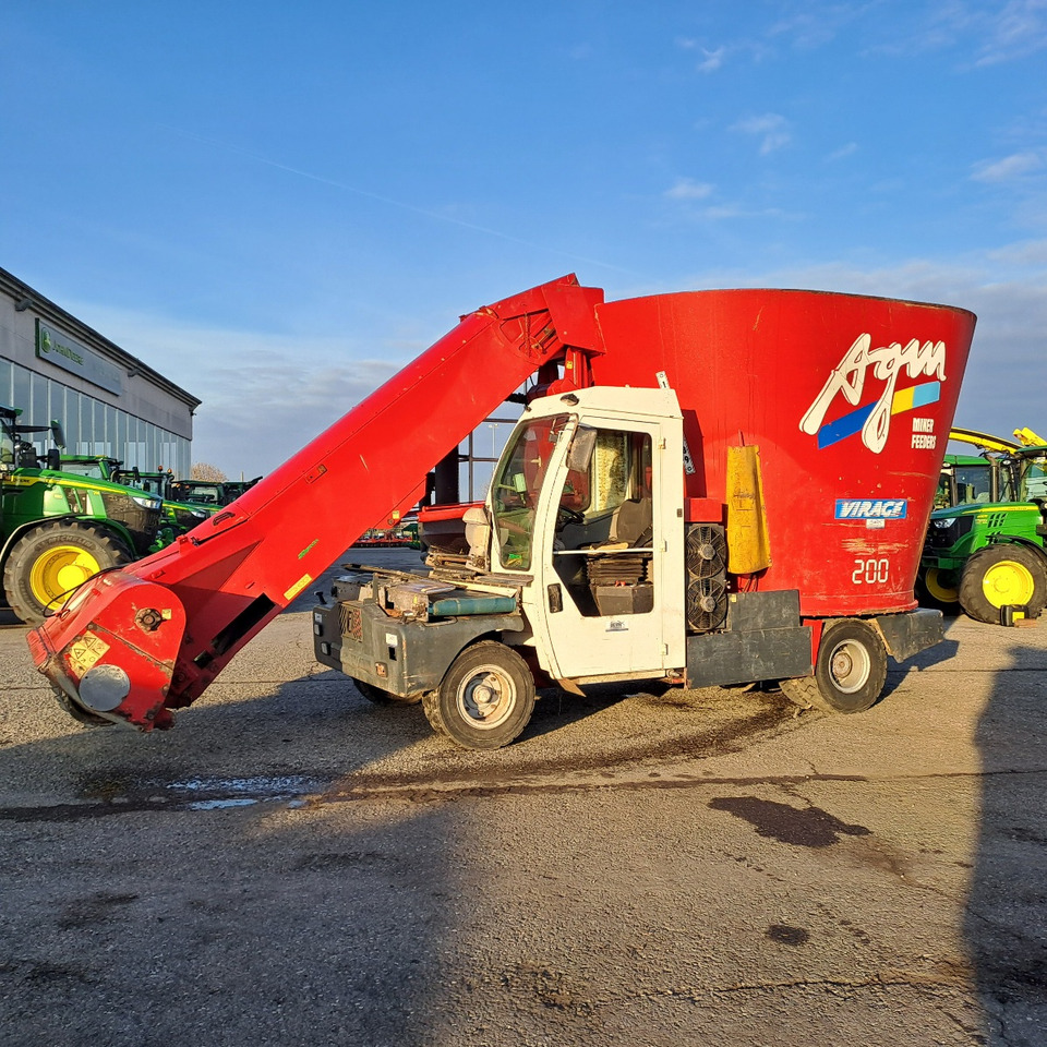 CARRO MISCELATORE SEMOVENTE AGM MIRAGE 200 - Fullfôrblander: bilde 1 CARRO MISCELATORE SEMOVENTE AGM MIRAGE 200 - Fullfôrblander: bilde 1