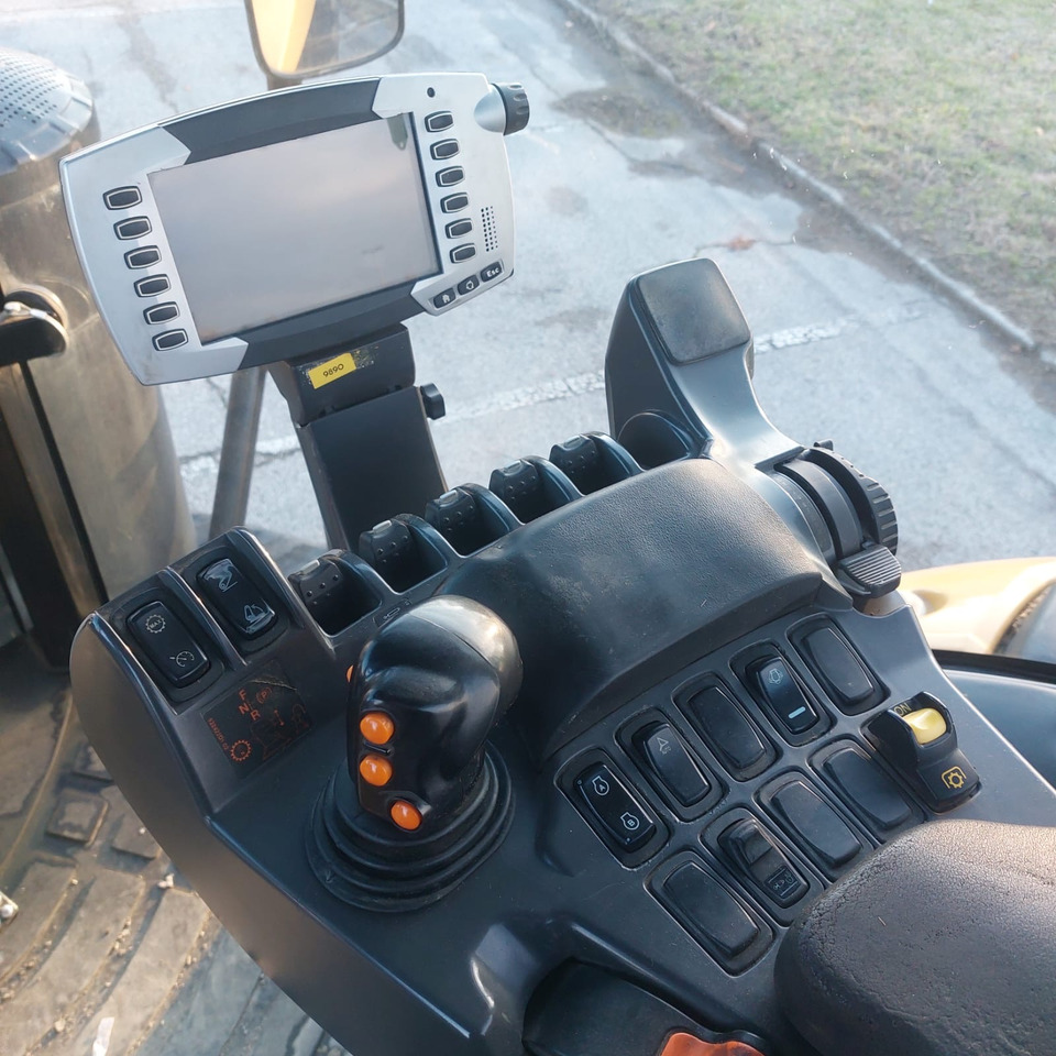 CHALLENGER MT 765E - Traktor: bilde 1 CHALLENGER MT 765E - Traktor: bilde 1