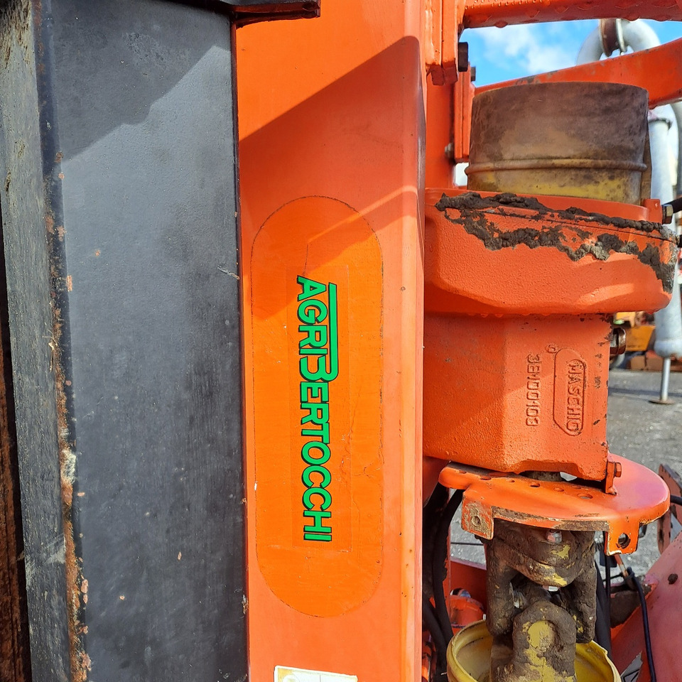 ERPICE ROTANTE PIEGHEVOLE MASCHIO AQUILA 5000 - Jordfreser: bilde 3 ERPICE ROTANTE PIEGHEVOLE MASCHIO AQUILA 5000 - Jordfreser: bilde 3