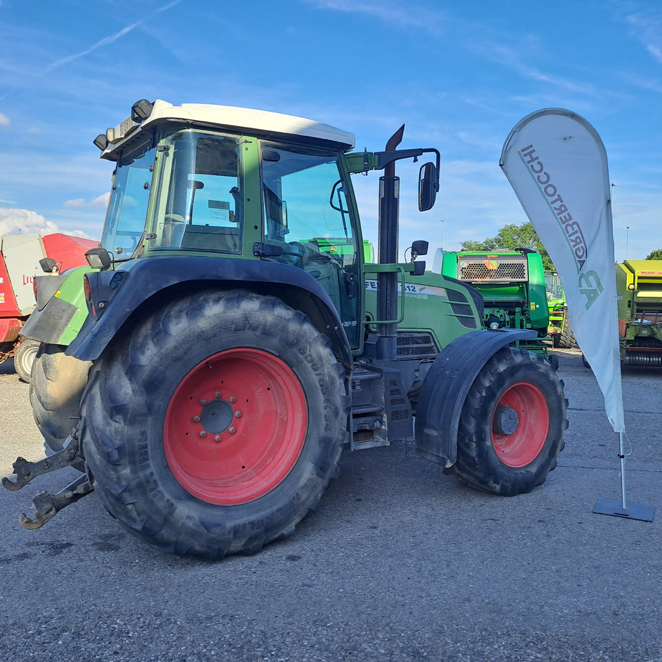 FENDT 312 VARIO - Traktor: bilde 2 FENDT 312 VARIO - Traktor: bilde 2