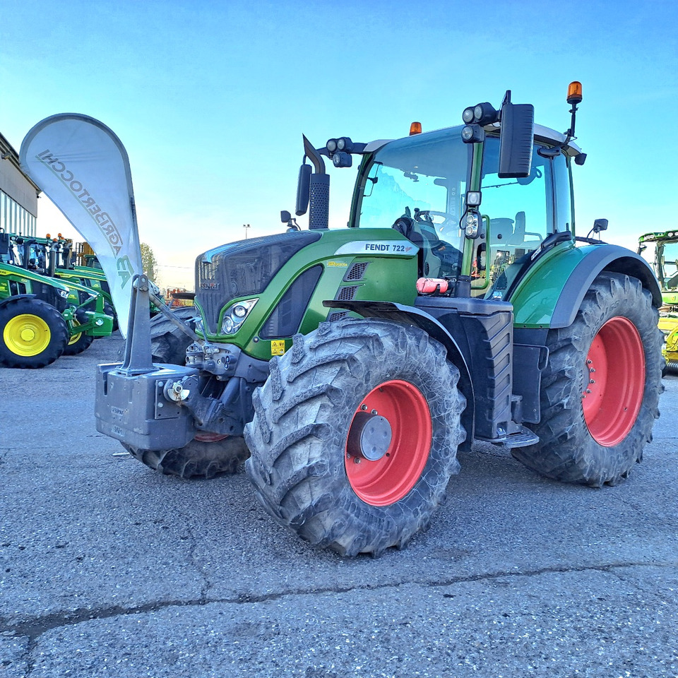 FENDT 720 VARIO PROFI - Traktor: bilde 1 FENDT 720 VARIO PROFI - Traktor: bilde 1