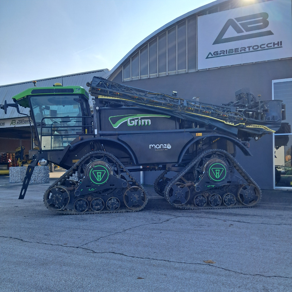 GRIM SERIE 9 - Selvdreven sprøyte: bilde 2 GRIM SERIE 9 - Selvdreven sprøyte: bilde 2