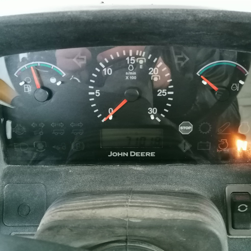 JOHN DEERE 5070 M - Traktor: bilde 5 JOHN DEERE 5070 M - Traktor: bilde 5