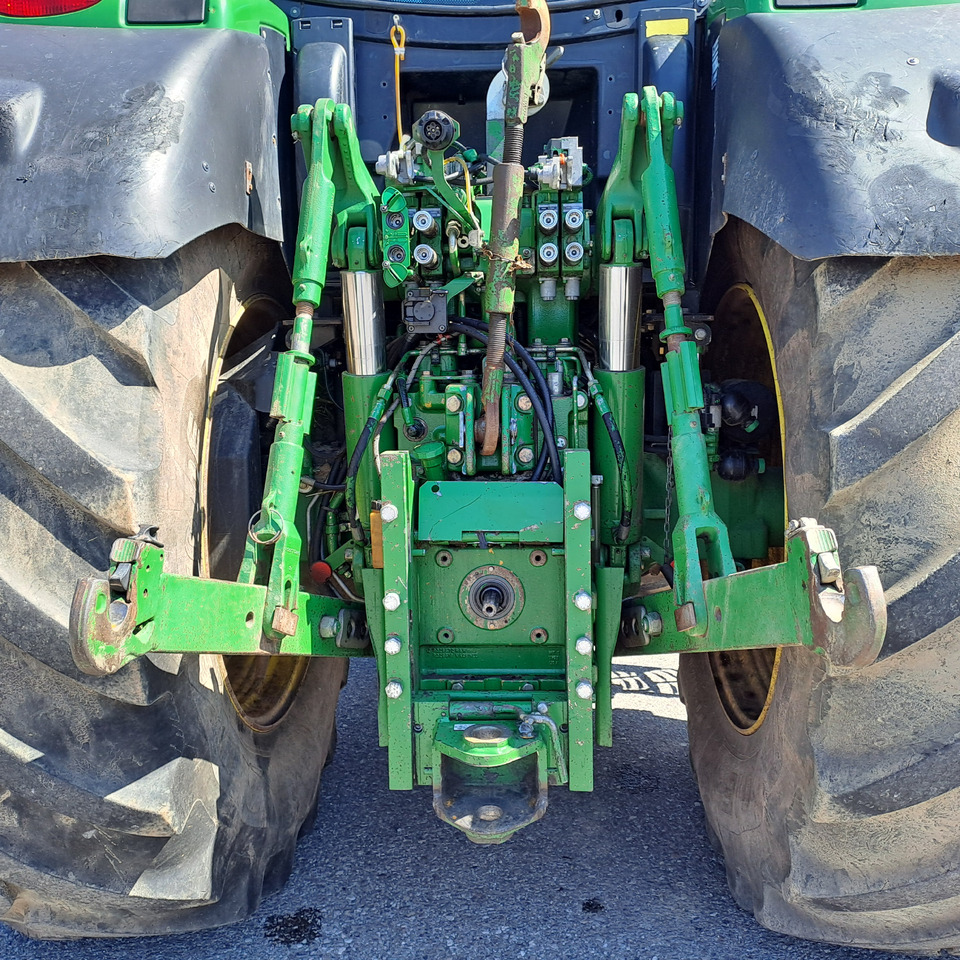 JOHN DEERE 6210R - Traktor: bilde 5 JOHN DEERE 6210R - Traktor: bilde 5
