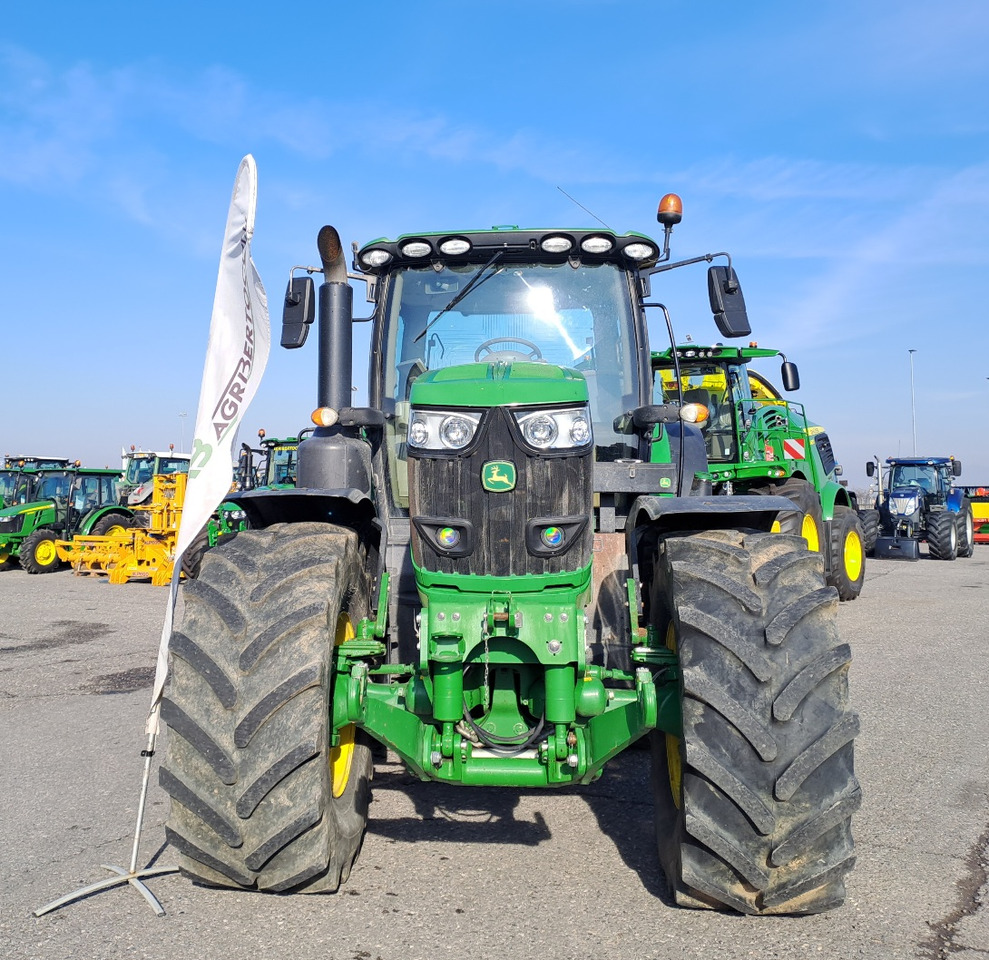 JOHN DEERE 6215R - ASTA AGRIBERTOCCHI - Traktor: bilde 1 JOHN DEERE 6215R - ASTA AGRIBERTOCCHI - Traktor: bilde 1