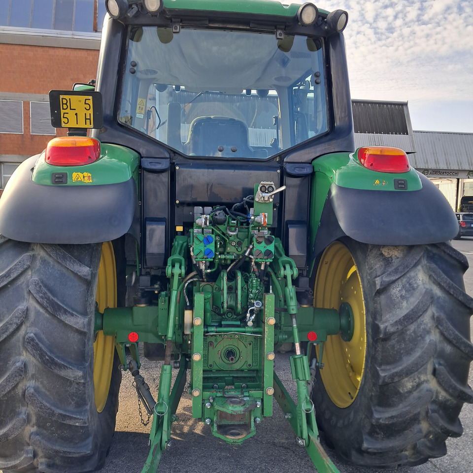 JOHN DEERE 6230 - Traktor: bilde 4 JOHN DEERE 6230 - Traktor: bilde 4