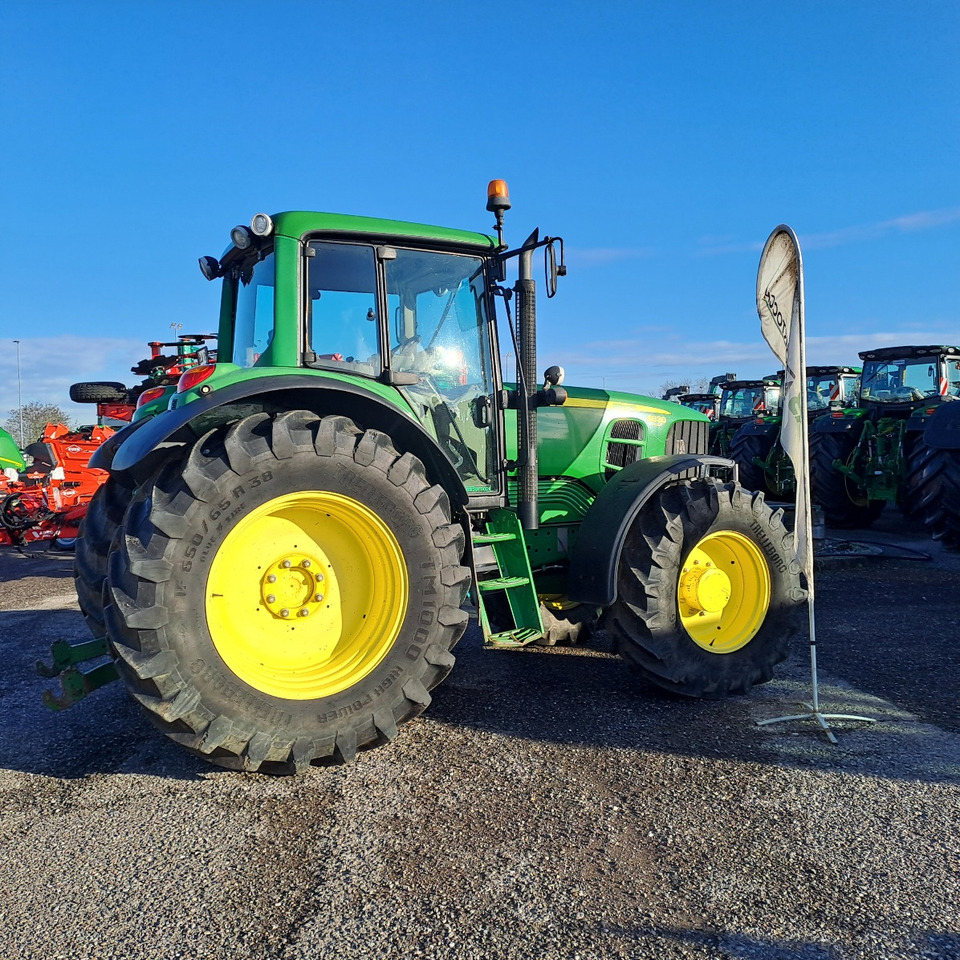 JOHN DEERE 6830 - Traktor: bilde 4 JOHN DEERE 6830 - Traktor: bilde 4