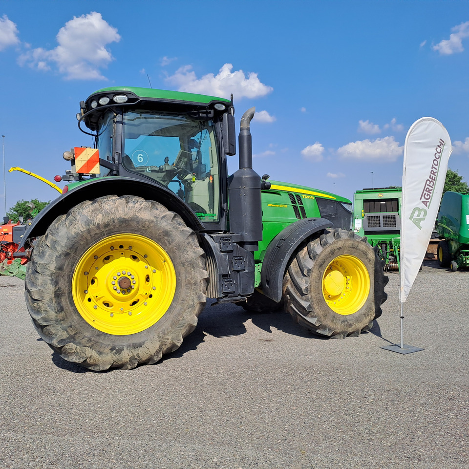 JOHN DEERE 7310R - Traktor: bilde 3 JOHN DEERE 7310R - Traktor: bilde 3