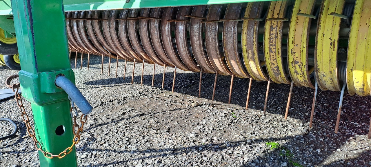 JOHN DEERE 960 - Rundballepresse: bilde 4 JOHN DEERE 960 - Rundballepresse: bilde 4