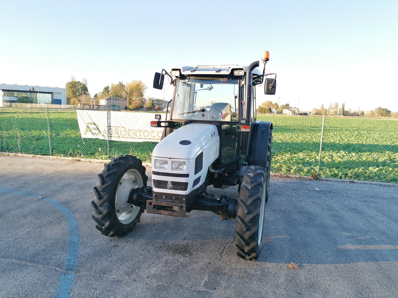 LAMBORGHINI R2.86 - Traktor: bilde 2 LAMBORGHINI R2.86 - Traktor: bilde 2