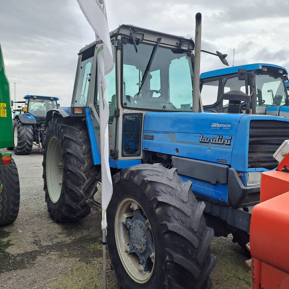 LANDINI 9880 - ASTA AGRIBERTOCCHI - Traktor: bilde 4 LANDINI 9880 - ASTA AGRIBERTOCCHI - Traktor: bilde 4