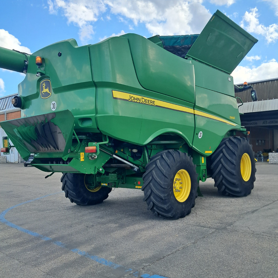MIETITREBBIA JOHN DEERE S660 - Skurtresker: bilde 5 MIETITREBBIA JOHN DEERE S660 - Skurtresker: bilde 5