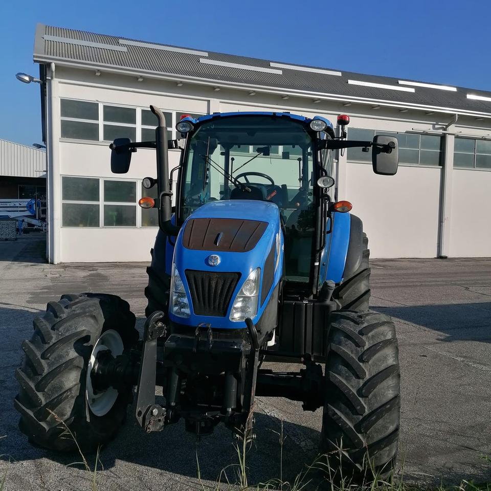 NEW HOLLAND T4.105 - Traktor: bilde 5 NEW HOLLAND T4.105 - Traktor: bilde 5