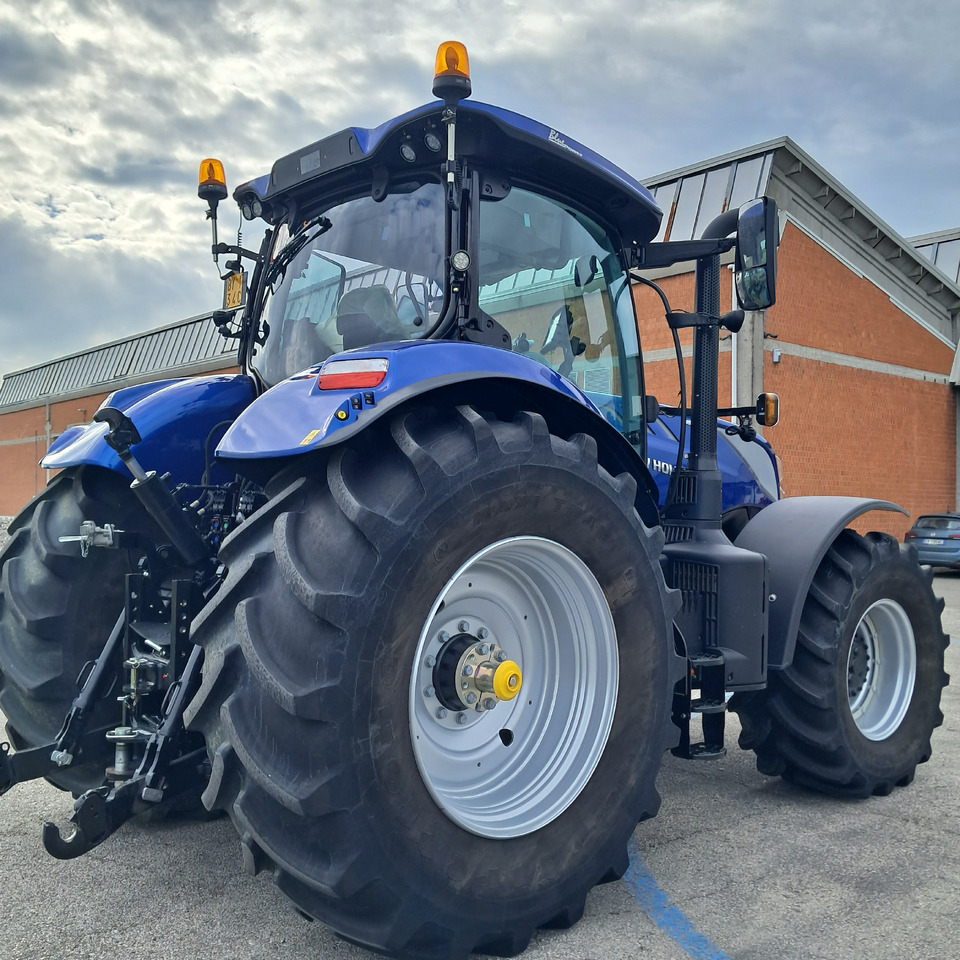 NEW HOLLAND T7 270 - Traktor: bilde 5 NEW HOLLAND T7 270 - Traktor: bilde 5