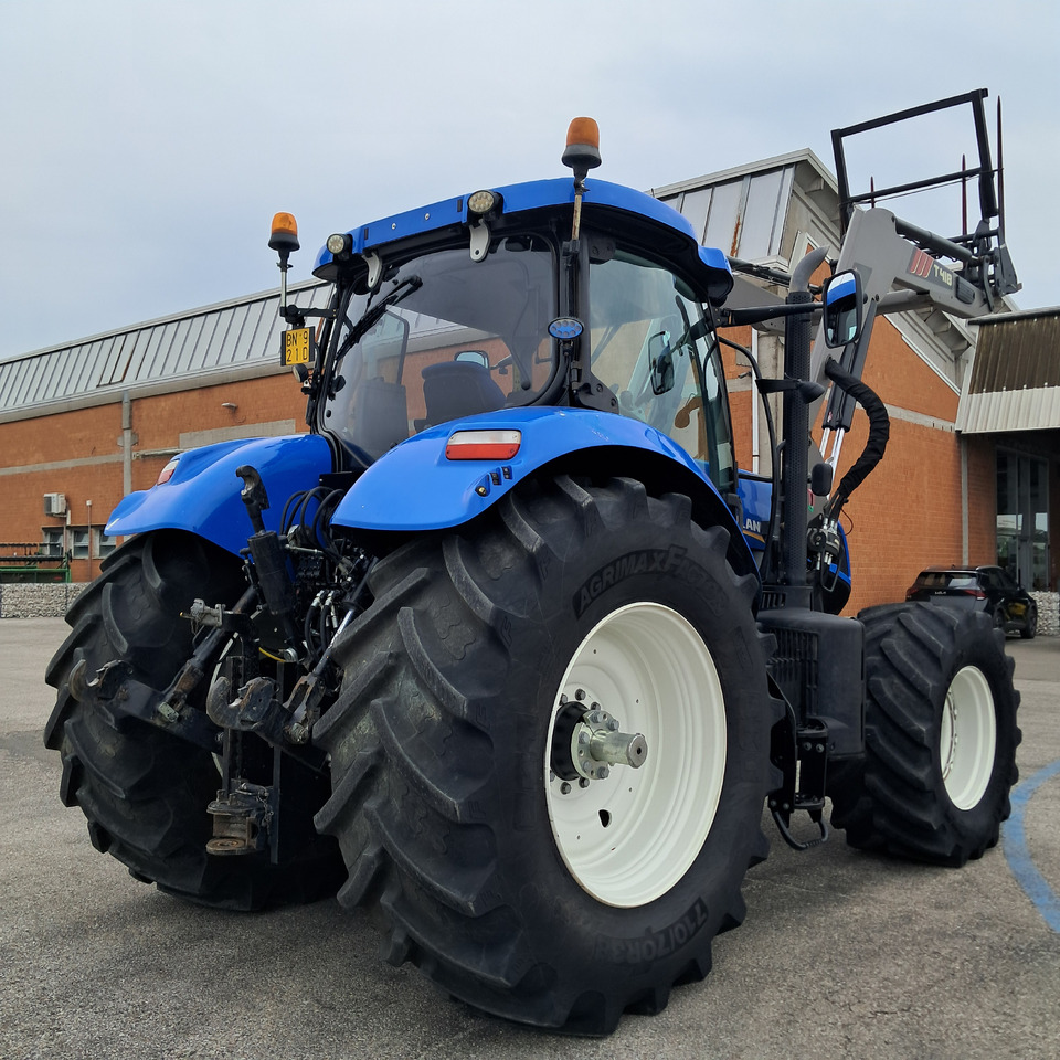 NEW HOLLAND T7 270 - Traktor: bilde 5 NEW HOLLAND T7 270 - Traktor: bilde 5