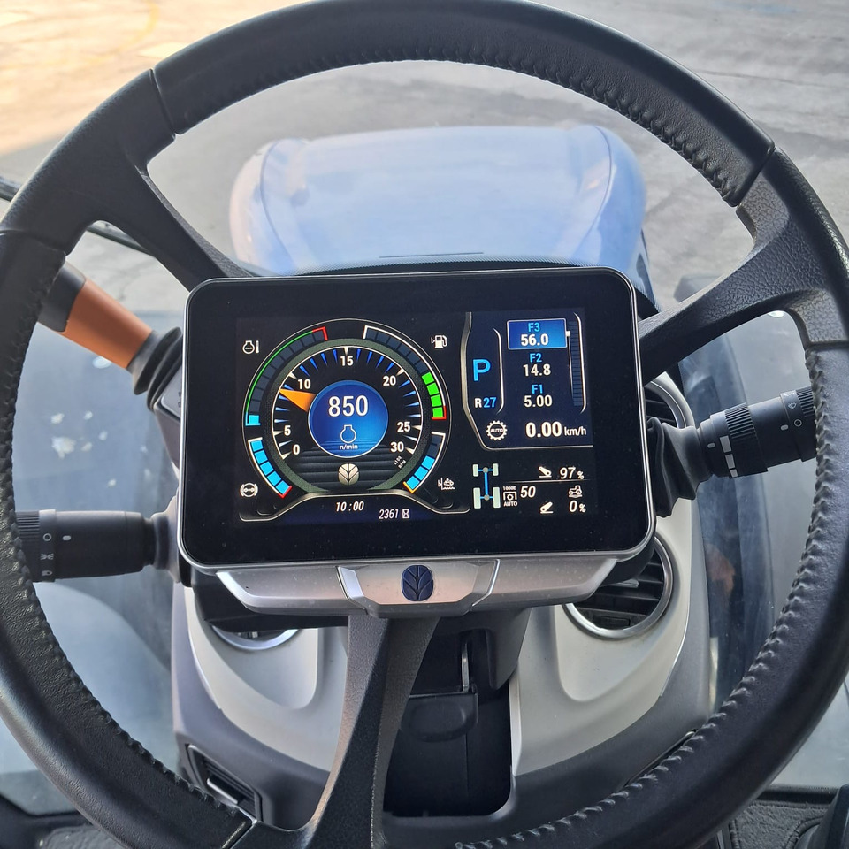 NEW HOLLAND T7 HD - Traktor: bilde 3 NEW HOLLAND T7 HD - Traktor: bilde 3