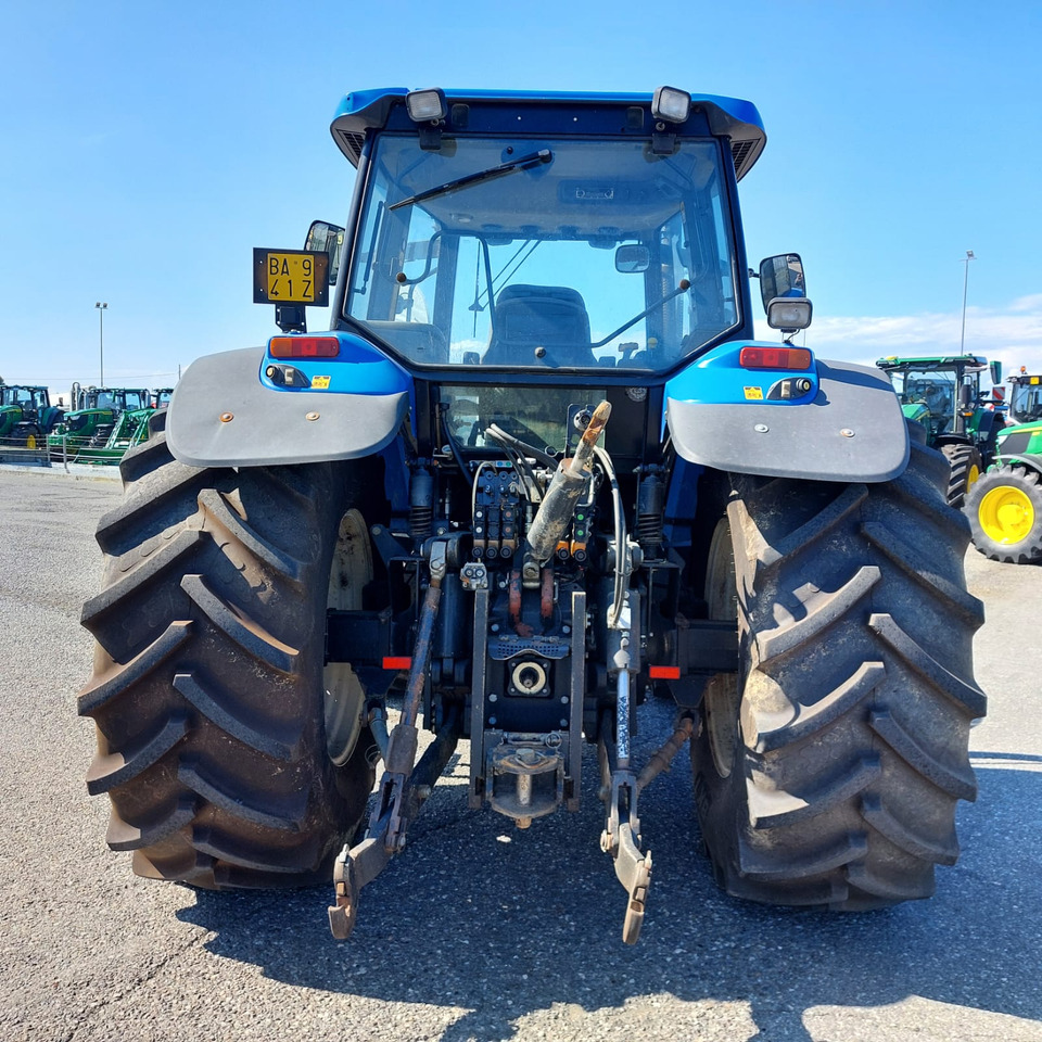 NEW HOLLAND TM 190 - Traktor: bilde 3 NEW HOLLAND TM 190 - Traktor: bilde 3