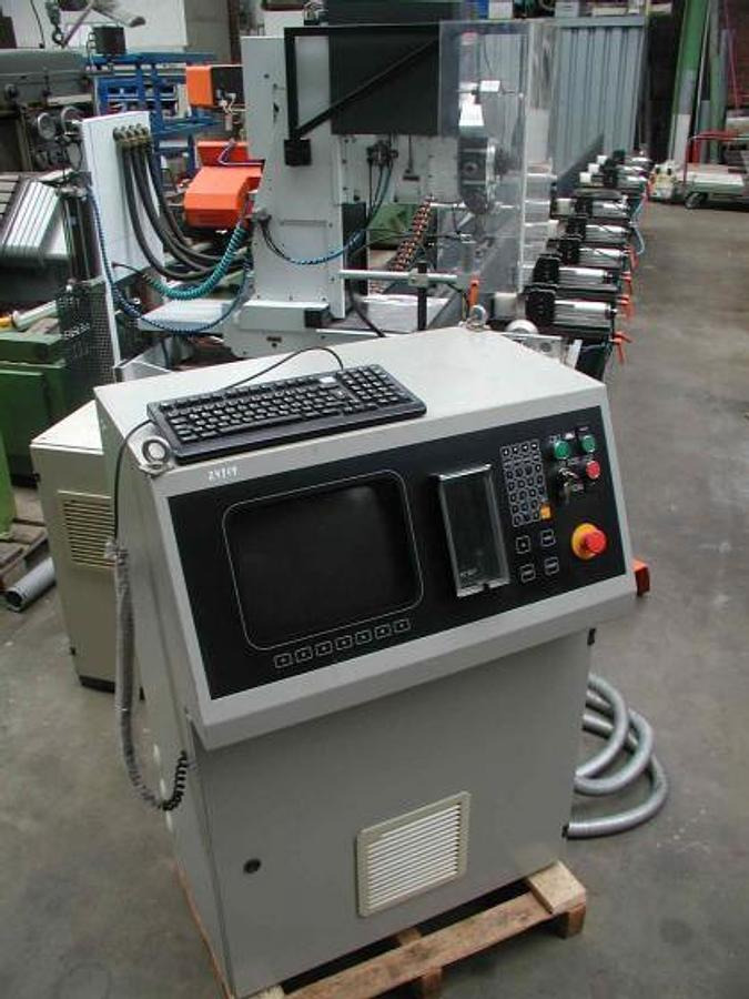 CNC-Stab-Bearbeitungszentrum ELU - CNC maskineringssenter: bilde 1 CNC-Stab-Bearbeitungszentrum ELU - CNC maskineringssenter: bilde 1
