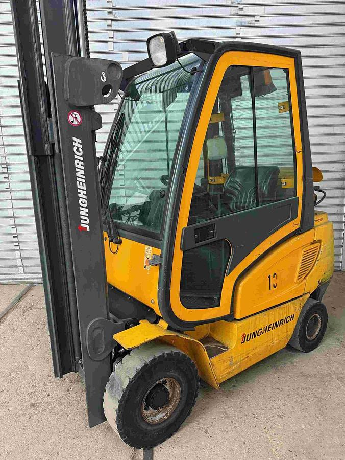 Gabelstapler JUNGHEINRICH, mit Gasantrieb - Gasstruck: bilde 3 Gabelstapler JUNGHEINRICH, mit Gasantrieb - Gasstruck: bilde 3