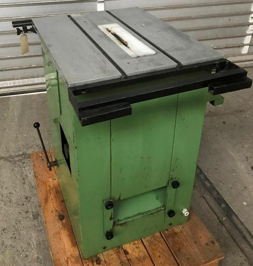 Präzisions-Holzkreissäge ULMIA - Trebearbeidingsmaskin: bilde 3 Präzisions-Holzkreissäge ULMIA - Trebearbeidingsmaskin: bilde 3