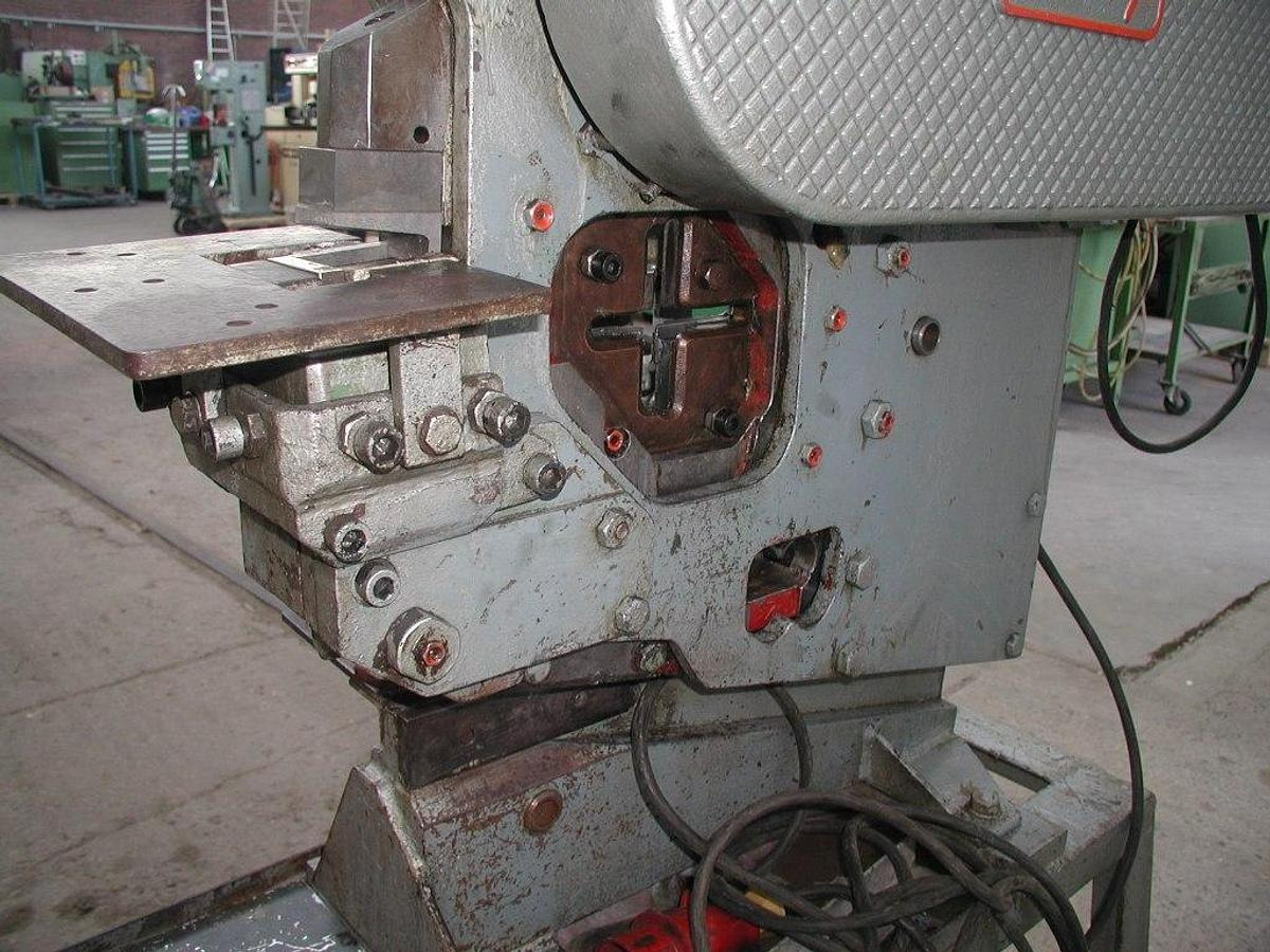 Profilstahlschere PEDDINGHAUS - Metallbearbeidingsmaskin: bilde 3 Profilstahlschere PEDDINGHAUS - Metallbearbeidingsmaskin: bilde 3