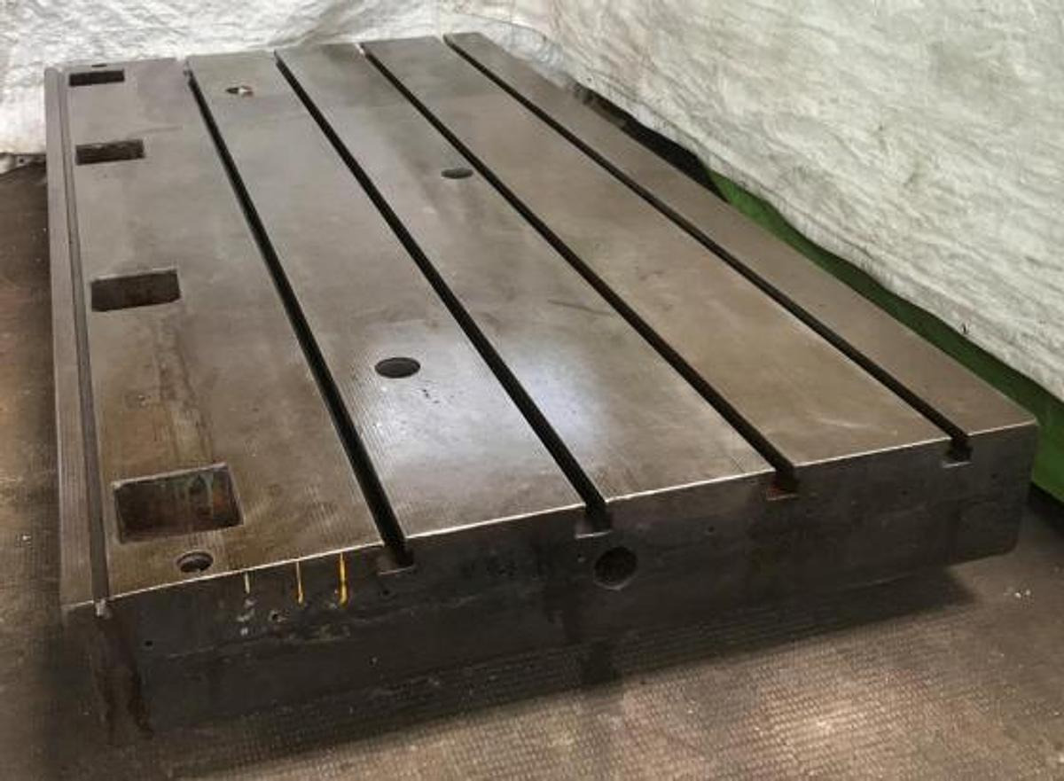 T-Nutenplatte - Metallbearbeidingsmaskin: bilde 1 T-Nutenplatte - Metallbearbeidingsmaskin: bilde 1