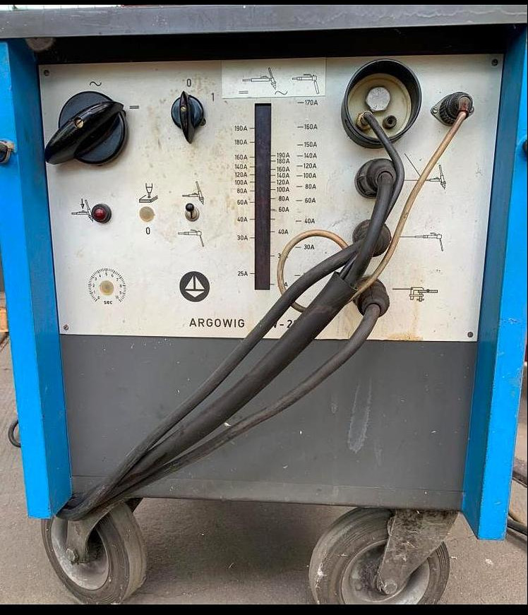 Wig-Schutzgasschweißanlage MESSER GRIESHEIM - Sveiseutstyr: bilde 3 Wig-Schutzgasschweißanlage MESSER GRIESHEIM - Sveiseutstyr: bilde 3