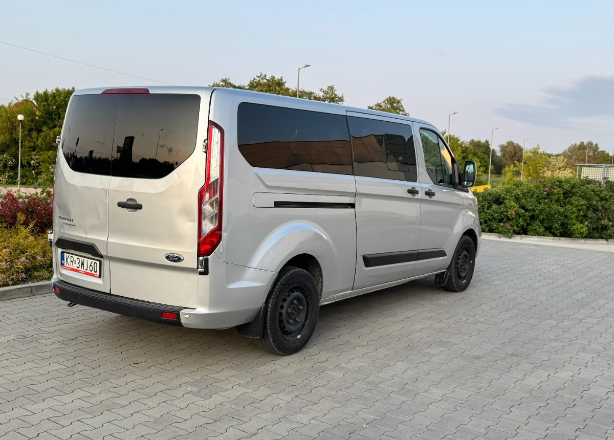 Ford Transit Custom 2.0 170 KM L2 LONG 2021 LED 8 osobowy NAWIEWY miejsc Salon PL - Minibuss, Persontransport: bilde 2 Ford Transit Custom 2.0 170 KM L2 LONG 2021 LED 8 osobowy NAWIEWY miejsc Salon PL - Minibuss, Persontransport: bilde 2