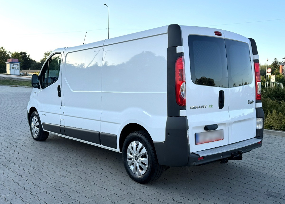Renault Trafic 2.0 DCI 115KM LONG 2012 Rok Klimatyzacja Nawigacja BEZWYPADKOWY - Kassebil: bilde 2 Renault Trafic 2.0 DCI 115KM LONG 2012 Rok Klimatyzacja Nawigacja BEZWYPADKOWY - Kassebil: bilde 2