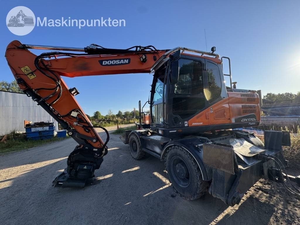 Doosan DX 170 W-5 + Tippvagn + Redskap - Hjulgraver: bilde 2 Doosan DX 170 W-5 + Tippvagn + Redskap - Hjulgraver: bilde 2