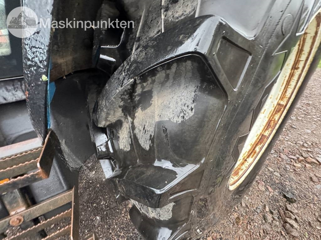 New Holland 8560 - Traktor: bilde 4 New Holland 8560 - Traktor: bilde 4