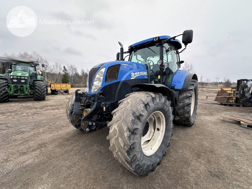 New Holland T 7.185 - Traktor: bilde 4 New Holland T 7.185 - Traktor: bilde 4