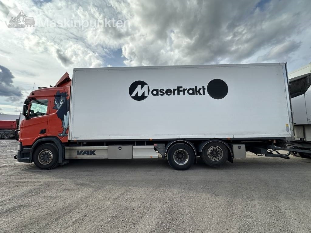 Lastebil med kjøl Scania R 450: bilde 7