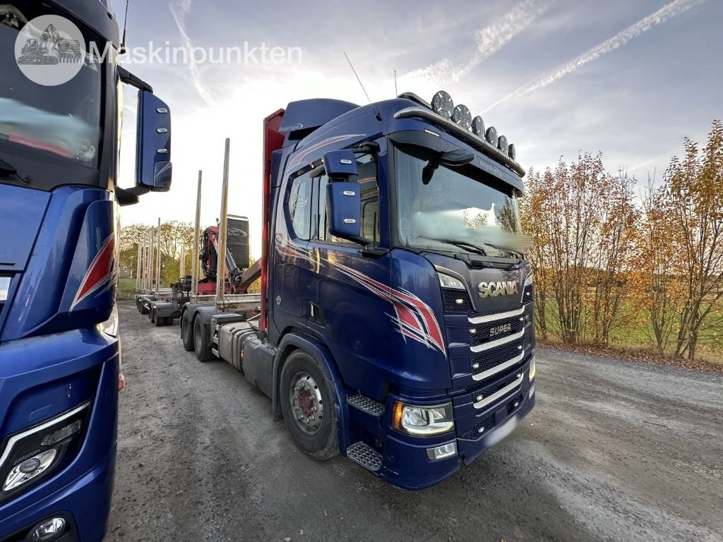 Scania R 580 timmerbil med kran - Tømmerbil: bilde 3 Scania R 580 timmerbil med kran - Tømmerbil: bilde 3