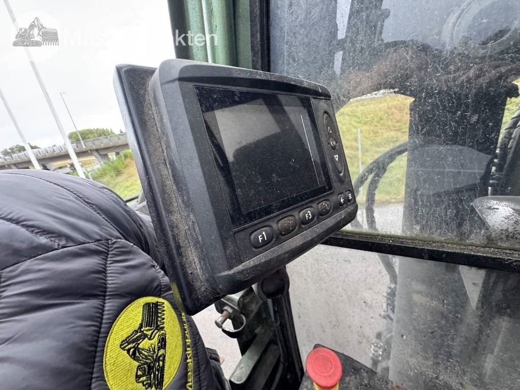 Skogsmaskin Jonsered J 1088 S: bilde 33 Skogsmaskin Jonsered J 1088 S: bilde 33