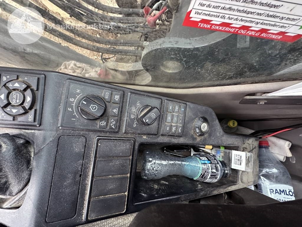 Beltegraver Volvo EC 300 EL: bilde 15