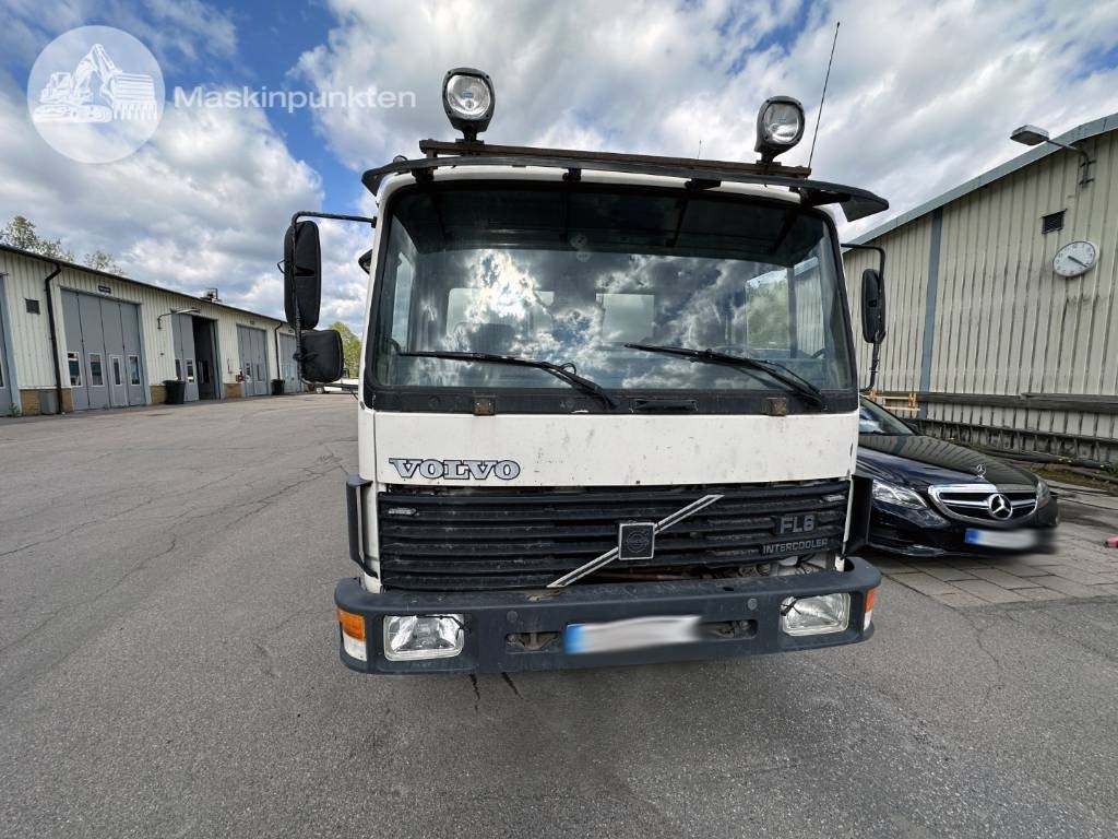 Volvo FL 610 Verkstadsinredd - Skapbil: bilde 2 Volvo FL 610 Verkstadsinredd - Skapbil: bilde 2