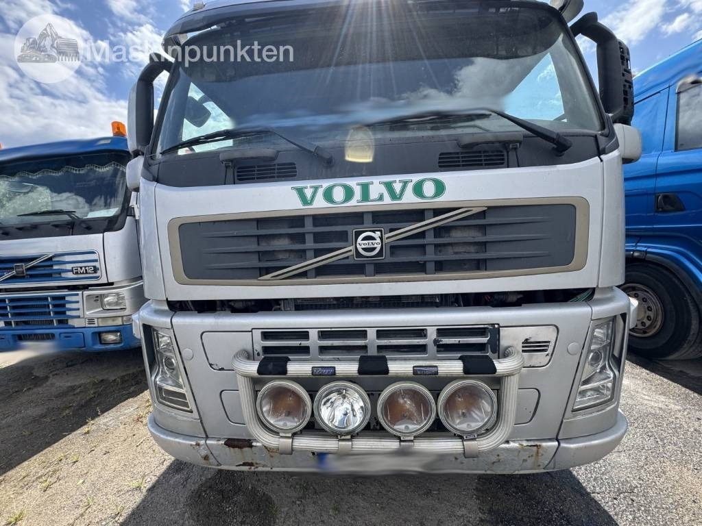 Volvo FM 440 CAMELEONT + BERFLAK + BETONGBLANDARE - Container-transport/ Vekselflak lastebil: bilde 4 Volvo FM 440 CAMELEONT + BERFLAK + BETONGBLANDARE - Container-transport/ Vekselflak lastebil: bilde 4