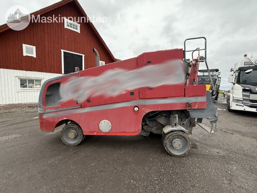 Leie Wirtgen W 100  Wirtgen W 100: bilde 6