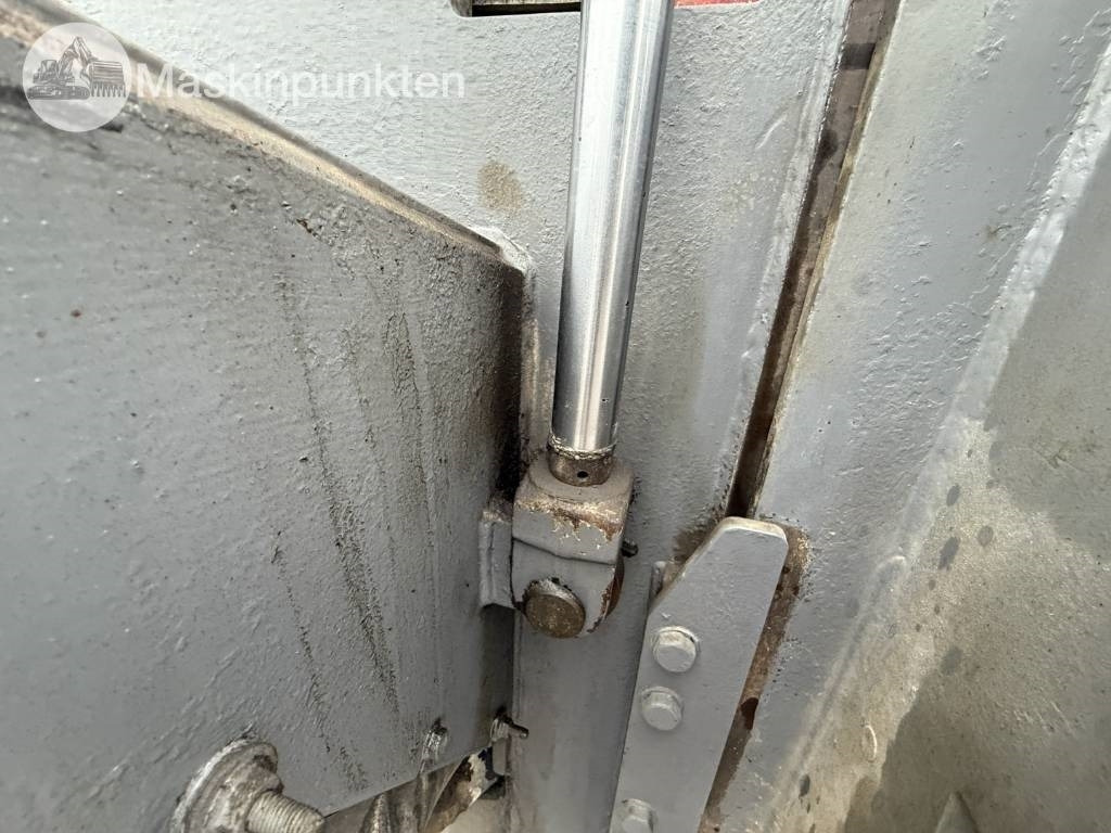 Leie Wirtgen W 100  Wirtgen W 100: bilde 24