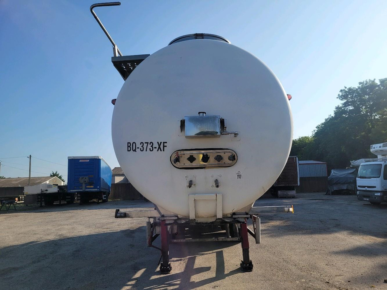 DIVERS SEMI CITERNE LAITI RE FX35DP - Melkemaskin, Tanksemi: bilde 2 DIVERS SEMI CITERNE LAITI RE FX35DP - Melkemaskin, Tanksemi: bilde 2