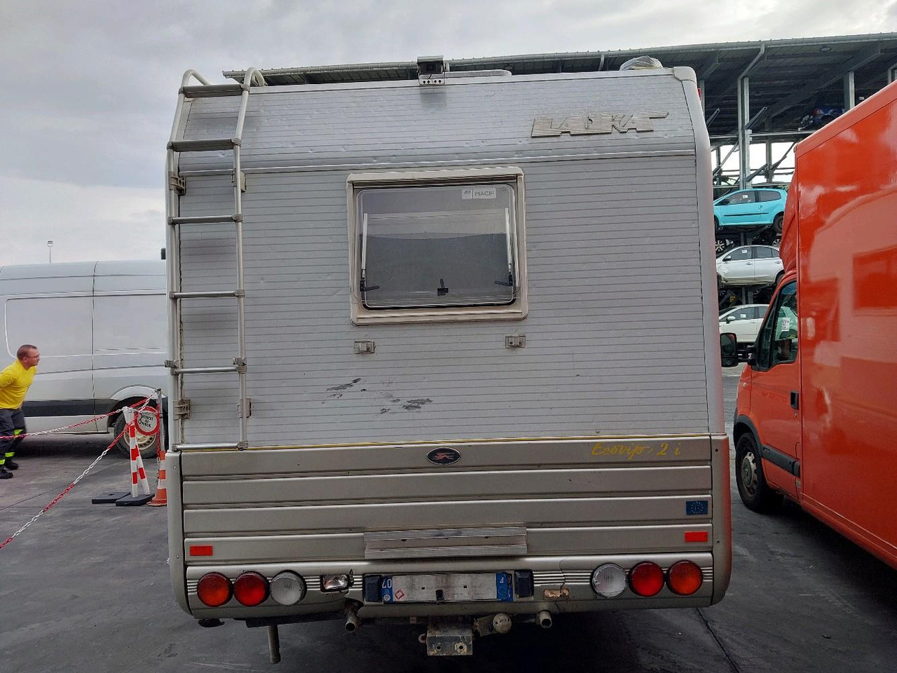 IVECO LAIKA 35.12 CAMPING 122 - Alkovebil: bilde 5 IVECO LAIKA 35.12 CAMPING 122 - Alkovebil: bilde 5