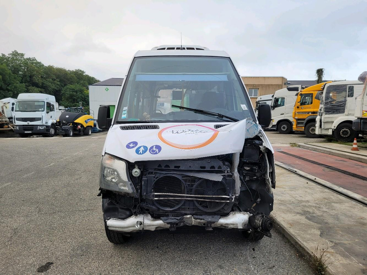 MERCEDES SPRINTER II CHASSIS 5.0T 516 C - Minibuss, Persontransport: bilde 2 MERCEDES SPRINTER II CHASSIS 5.0T 516 C - Minibuss, Persontransport: bilde 2