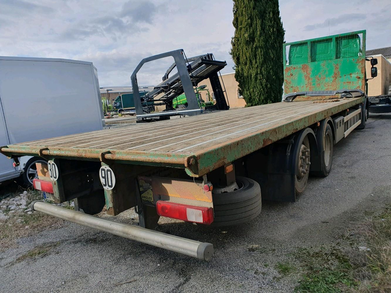 RENAULT D WIDE PLATEAU - Planbil: bilde 4 RENAULT D WIDE PLATEAU - Planbil: bilde 4