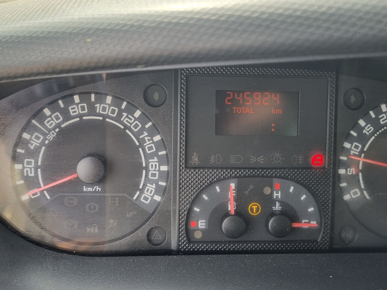 Leie IVECO DAILY 35C18 IVECO DAILY 35C18: bilde 7