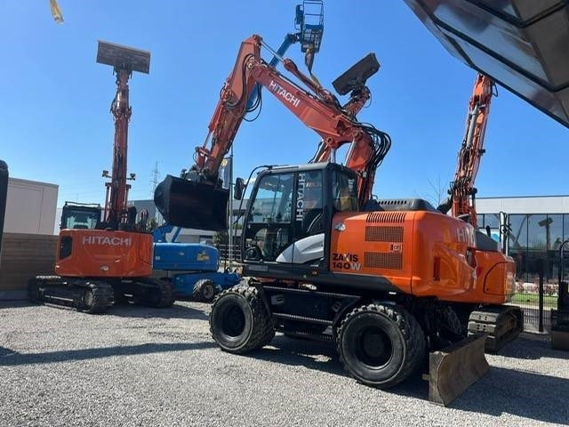 Hitachi 140W - Hjulgraver: bilde 3 Hitachi 140W - Hjulgraver: bilde 3